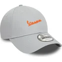 petten-gebogen-grijs-verstelbaar-9forty-seasonal-colour-van-vespa-piaggio-van-new-era