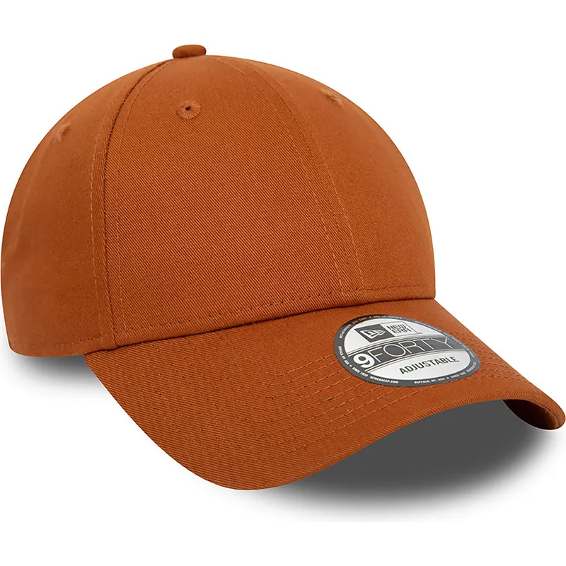 petten-gebogen-bruin-verstelbaar-9forty-essential-van-new-era