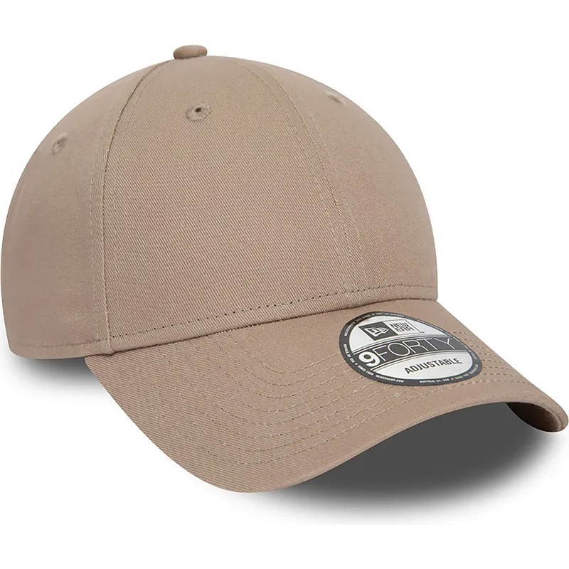 petten-gebogen-bruin-verstelbaar-9forty-essential-van-new-era