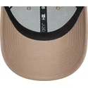 petten-gebogen-bruin-verstelbaar-9forty-essential-van-new-era