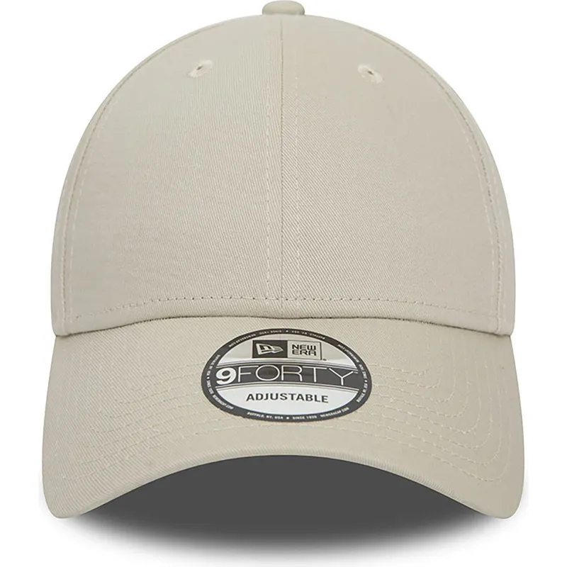 petten-gebogen-beige-verstelbaar-9forty-essential-van-new-era