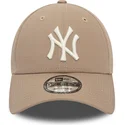petten-gebogen-bruin-verstelbaar-9forty-league-essential-van-new-york-yankees-mlb-van-new-era