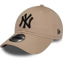 petten-gebogen-bruin-verstelbaar-9twenty-league-essential-van-new-york-yankees-mlb-van-new-era