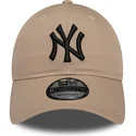 petten-gebogen-bruin-verstelbaar-9twenty-league-essential-van-new-york-yankees-mlb-van-new-era