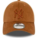 petten-gebogen-bruin-verstelbaar-9forty-cord-van-new-york-yankees-mlb-van-new-era