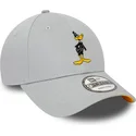 petten-gebogen-grijs-verstelbaar-9forty-character-van-pato-lucas-looney-tunes-van-new-era
