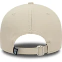 petten-gebogen-beige-verstelbaar-9forty-food-character-van-new-york-yankees-mlb-van-new-era