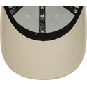 petten-gebogen-beige-verstelbaar-9forty-food-character-van-new-york-yankees-mlb-van-new-era