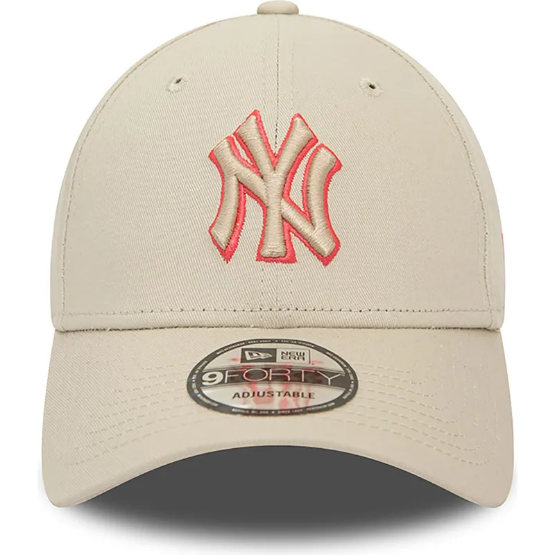 petten-gebogen-beige-verstelbaar-9forty-team-outline-van-new-york-yankees-mlb-van-new-era petten-gebogen-beige-verstelbaar-9forty-team-outline-van-new-york-yankees-mlb-van-new-era