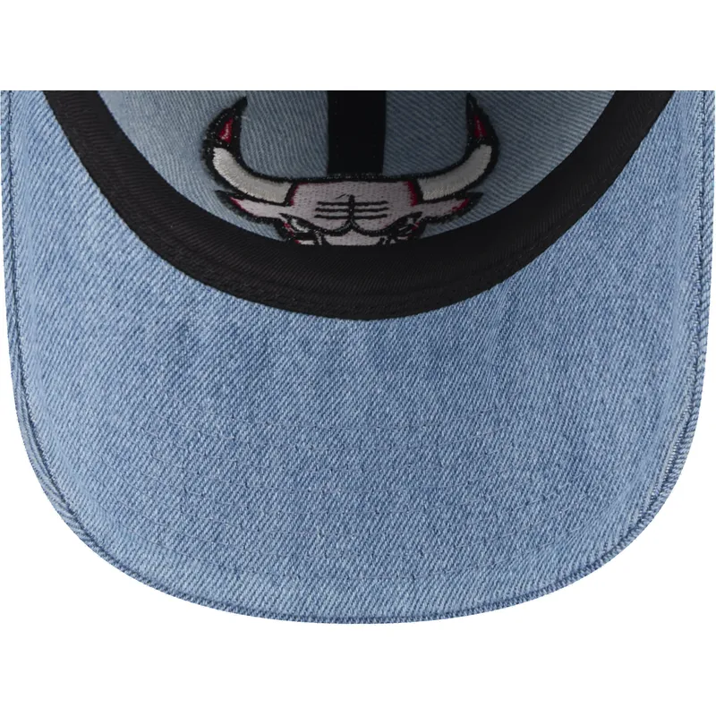 petten-gebogen-blauw-verstelbaar-9twenty-washed-denim-van-chicago-bulls-nba-van-new-era