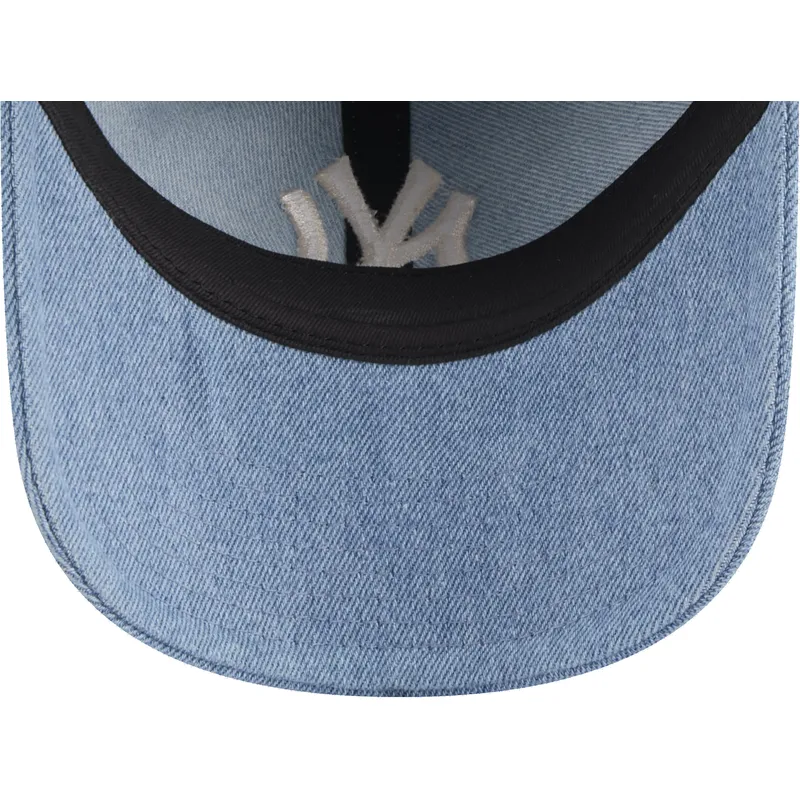 petten-gebogen-blauw-verstelbaar-9twenty-washed-denim-van-new-york-yankees-mlb-van-new-era