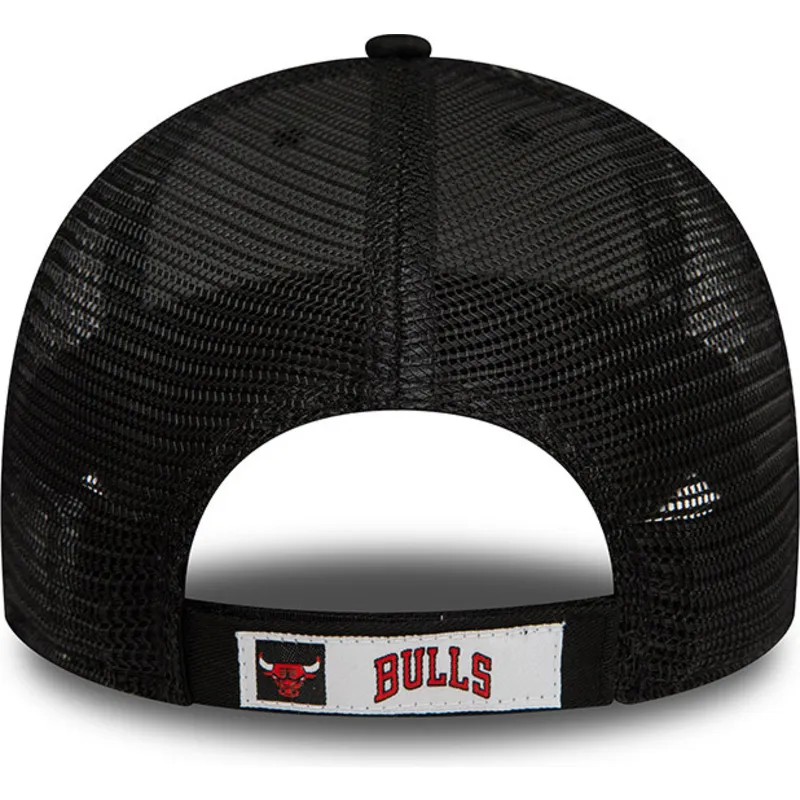petten-gebogen-zwart-verstelbaar-9forty-home-field-van-chicago-bulls-nba-van-new-era