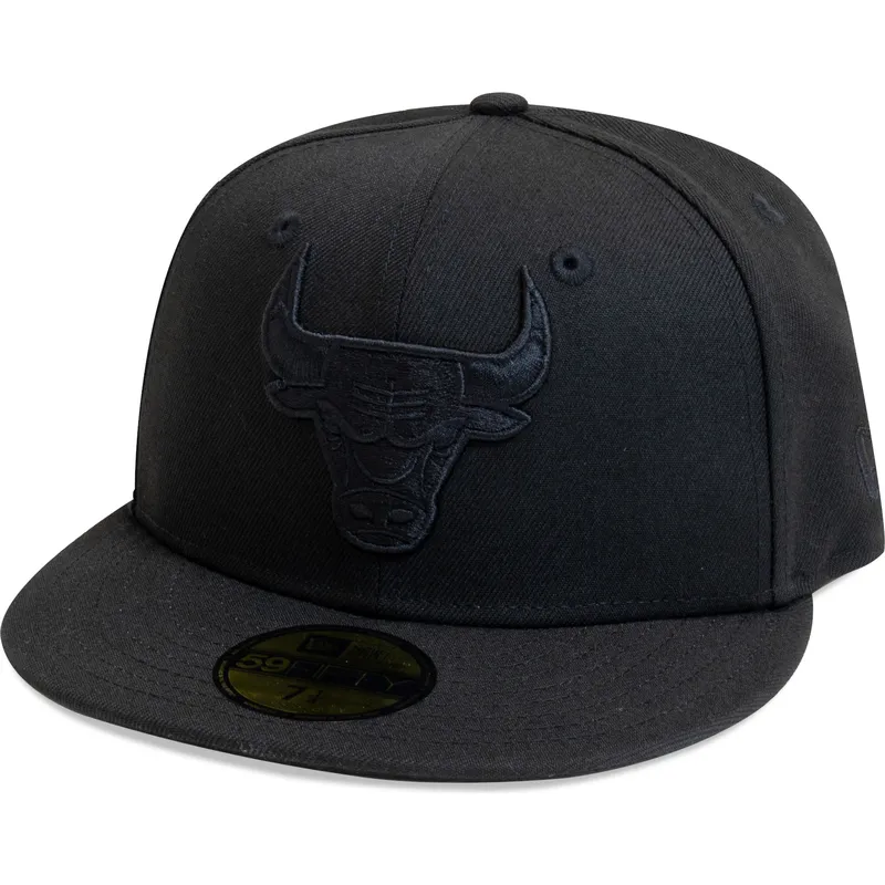 petten-plat-zwart-fitted-59fifty-essential-van-chicago-bulls-nba-van-new-era