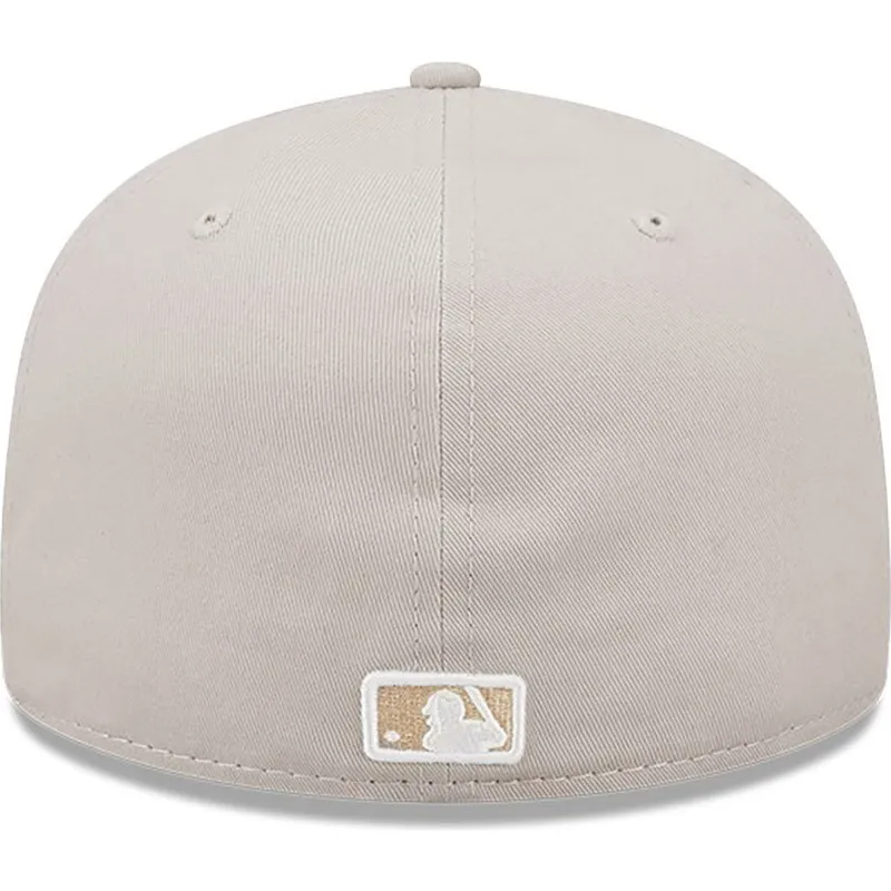 petten-plat-beige-fitted-59fifty-league-essential-van-new-york-yankees-mlb-van-new-era
