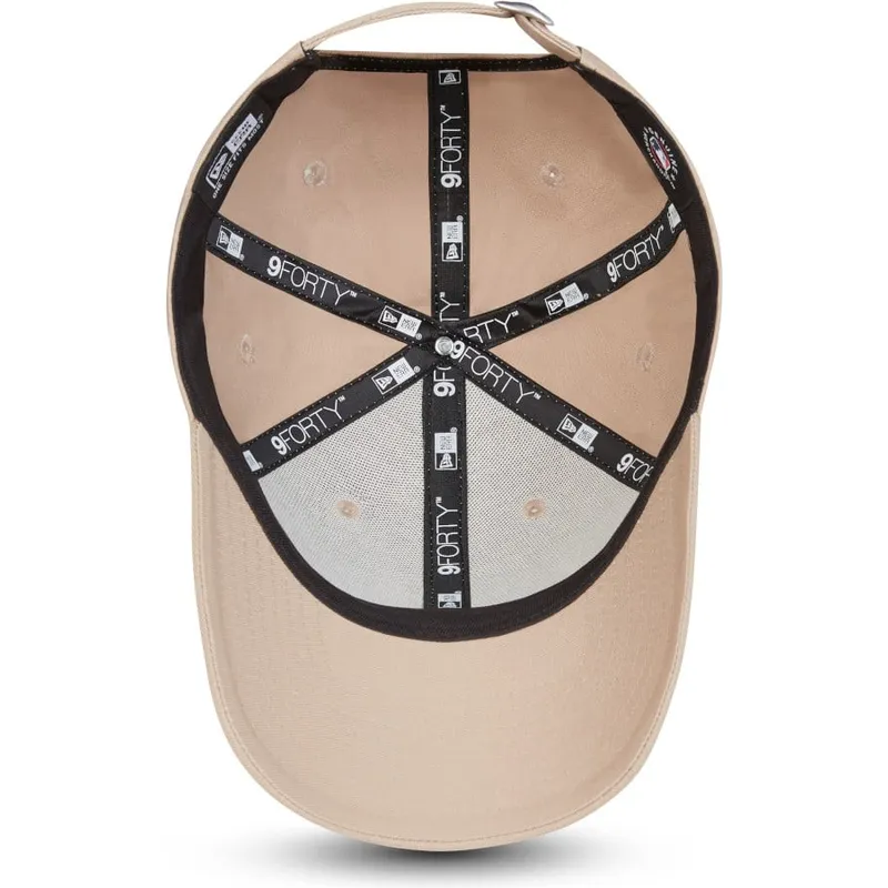petten-gebogen-beige-verstelbaar-9forty-league-essential-van-new-york-yankees-mlb-van-new-era