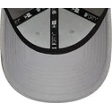 petten-gebogen-grijs-verstelbaar-9forty-diamond-era-essential-van-new-york-yankees-mlb-van-new-era