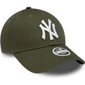 petten-gebogen-groen-verstelbaar-9forty-league-essential-van-new-york-yankees-mlb-van-new-era