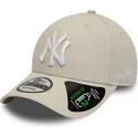 petten-gebogen-beige-verstelbaar-9forty-repreve-league-essential-van-new-york-yankees-mlb-van-new-era