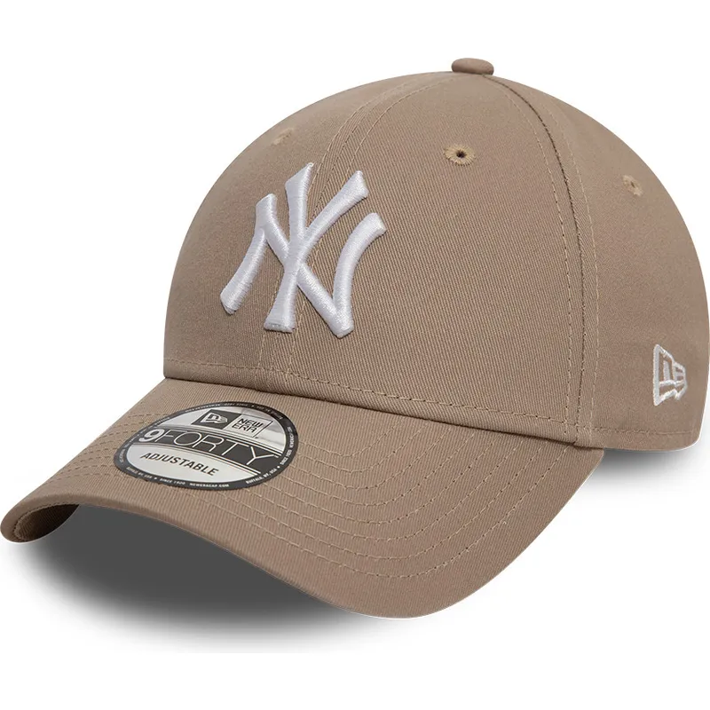 petten-gebogen-bruin-verstelbaar-9forty-league-essential-van-new-york-yankees-mlb-van-new-era petten-gebogen-bruin-verstelbaar-9forty-league-essential-van-new-york-yankees-mlb-van-new-era