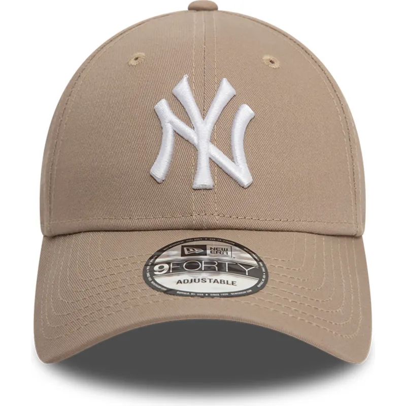petten-gebogen-bruin-verstelbaar-9forty-league-essential-van-new-york-yankees-mlb-van-new-era petten-gebogen-bruin-verstelbaar-9forty-league-essential-van-new-york-yankees-mlb-van-new-era