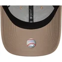 petten-gebogen-bruin-verstelbaar-9forty-league-essential-van-new-york-yankees-mlb-van-new-era
