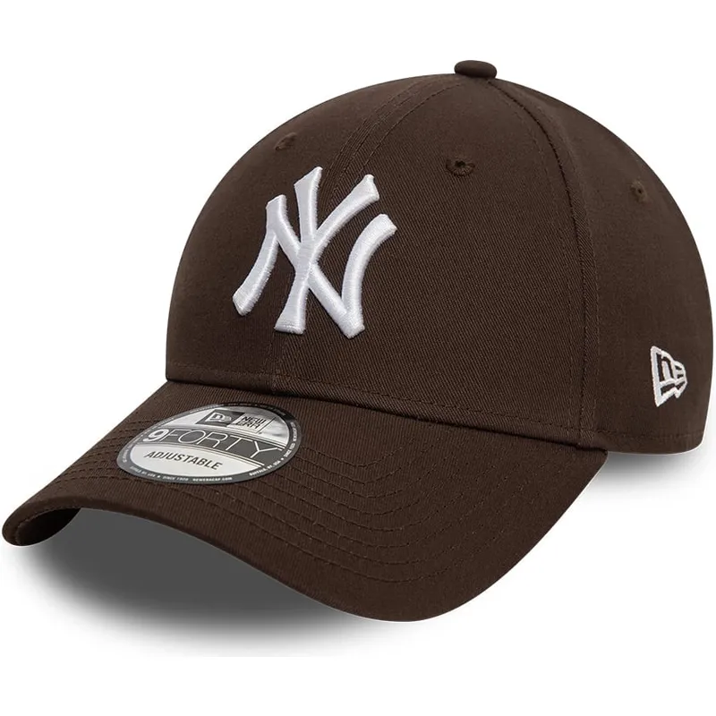 petten-gebogen-bruin-verstelbaar-9forty-league-essential-van-new-york-yankees-mlb-van-new-era