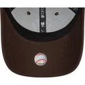 petten-gebogen-bruin-verstelbaar-9forty-league-essential-van-new-york-yankees-mlb-van-new-era