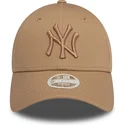 petten-gebogen-bruin-verstelbaar-9forty-league-essential-van-new-york-yankees-mlb-van-new-era