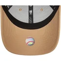 petten-gebogen-bruin-verstelbaar-9forty-league-essential-van-new-york-yankees-mlb-van-new-era