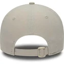 petten-gebogen-beige-verstelbaar-9twenty-repreve-heritage-script-van-new-era