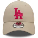 petten-gebogen-beige-verstelbaar-rosa-9forty-league-essential-van-los-angeles-dodgers-mlb-van-new-era