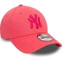 petten-gebogen-roze-verstelbaar-9forty-league-essential-van-new-york-yankees-mlb-van-new-era