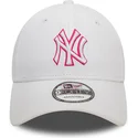 petten-gebogen-wit-verstelbaar-rosa-9forty-team-outline-van-new-york-yankees-mlb-van-new-era