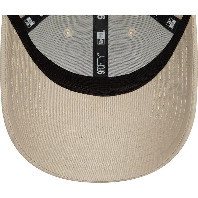 petten-gebogen-beige-verstelbaar-9forty-seasonal-infill-van-new-york-yankees-mlb-van-new-era