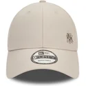petten-gebogen-beige-verstelbaar-9forty-flawless-van-new-york-yankees-mlb-van-new-era