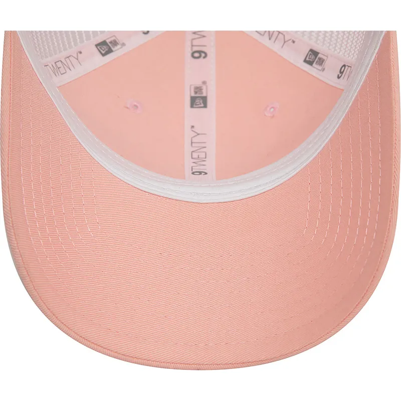 petten-gebogen-roze-verstelbaar-9twenty-van-new-era petten-gebogen-roze-verstelbaar-9twenty-van-new-era