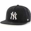 petten-plat-zwart-snapback-van-new-york-yankees-mlb-van-47-brand