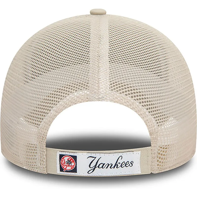 petten-gebogen-beige-snapback-9forty-home-field-van-new-york-yankees-mlb-van-new-era petten-gebogen-beige-snapback-9forty-home-field-van-new-york-yankees-mlb-van-new-era