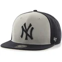 petten-plat-marineblauw-snapback-van-new-york-yankees-mlb-van-47-brand
