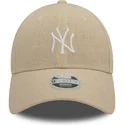 petten-gebogen-beige-verstelbaar-9forty-linen-van-new-york-yankees-mlb-van-new-era