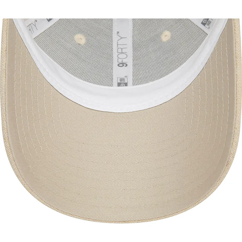 petten-gebogen-beige-verstelbaar-9forty-linen-van-new-york-yankees-mlb-van-new-era
