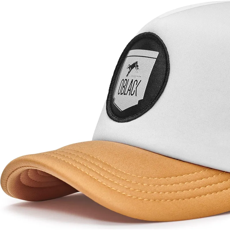 petten-gebogen-beige-snapback-van-oblack