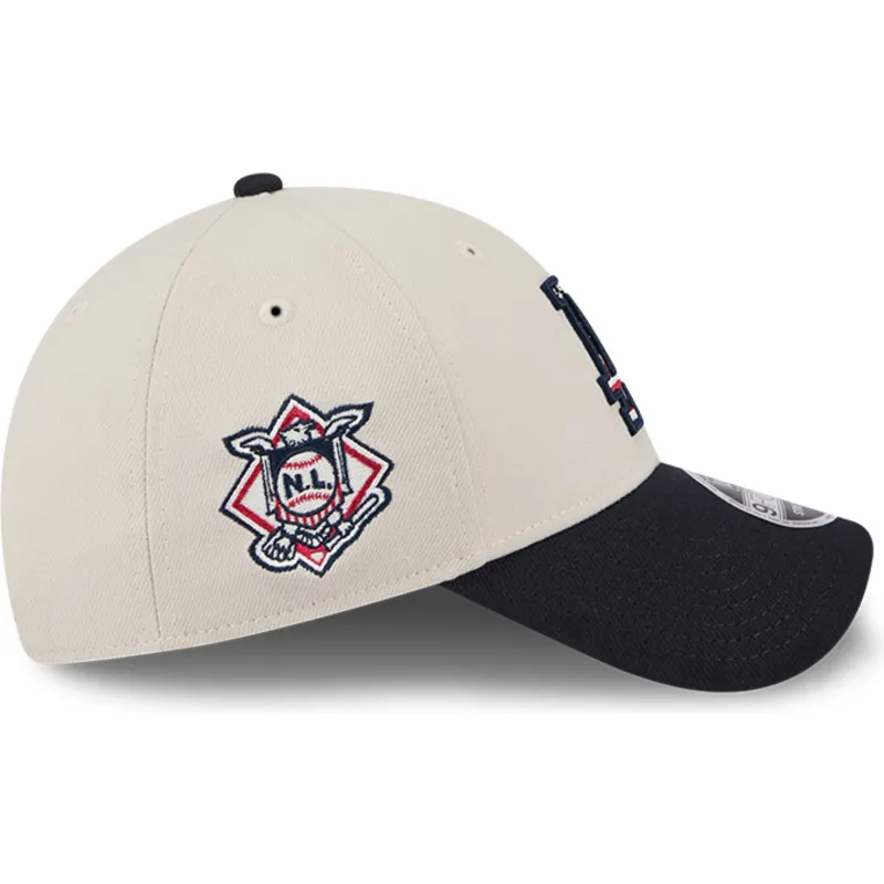 petten-gebogen-beige-snapback-9forty-stretch-snap-4th-of-july-van-los-angeles-dodgers-mlb-van-new-era