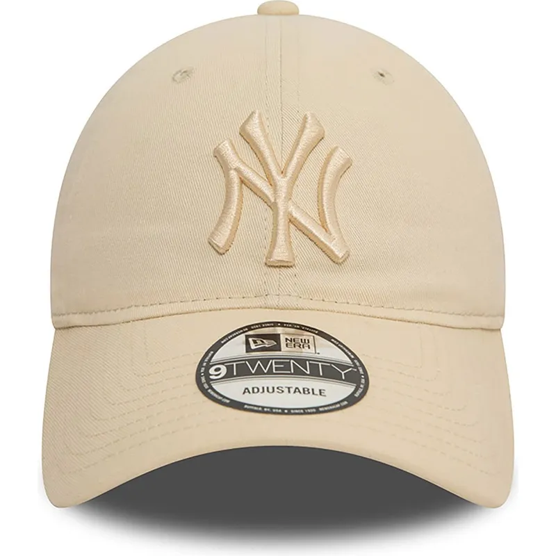 petten-gebogen-beige-verstelbaar-9twenty-league-essential-van-new-york-yankees-mlb-van-new-era