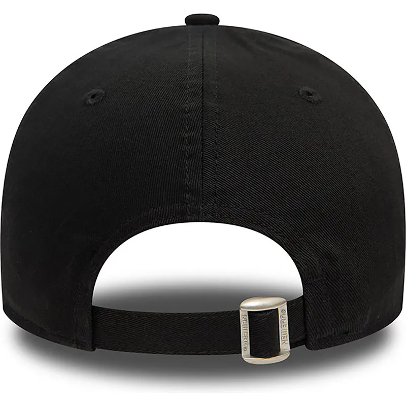 petten-gebogen-zwart-verstelbaar-9forty-metallic-pin-van-chicago-bulls-nba-van-new-era petten-gebogen-zwart-verstelbaar-9forty-metallic-pin-van-chicago-bulls-nba-van-new-era