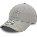 petten-gebogen-grijs-verstelbaar-9forty-flame-van-new-york-yankees-mlb-van-new-era