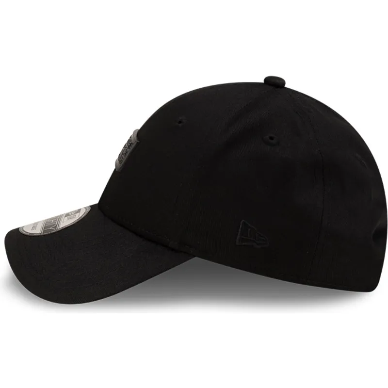 petten-gebogen-zwart-verstelbaar-9forty-matte-metal-van-red-bull-racing-formula-1-van-new-era petten-gebogen-zwart-verstelbaar-9forty-matte-metal-van-red-bull-racing-formula-1-van-new-era