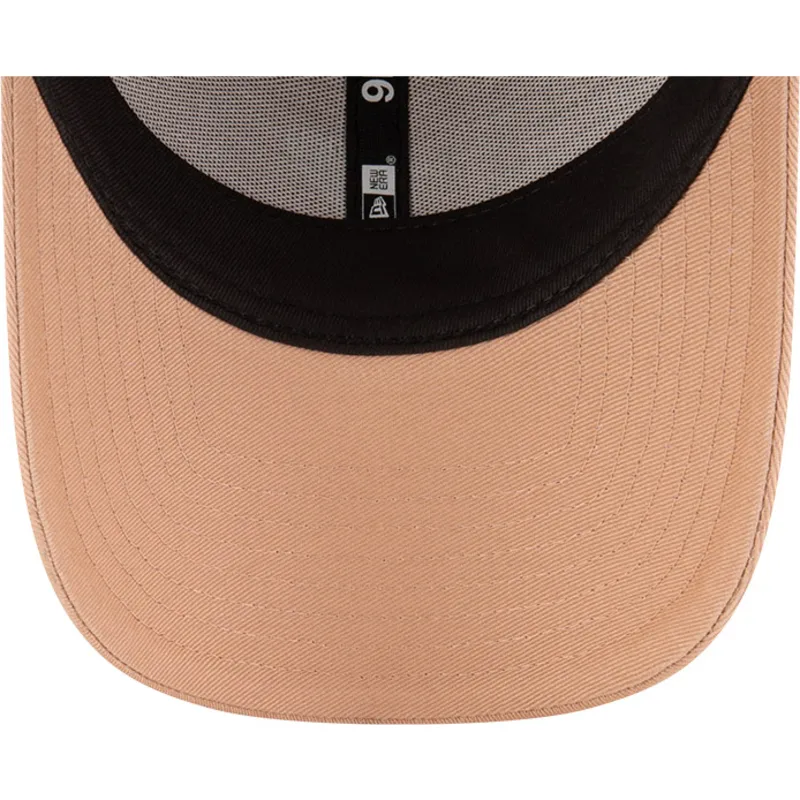 petten-gebogen-beige-verstelbaar-9forty-seasonal-van-mclaren-racing-formula-1-van-new-era
