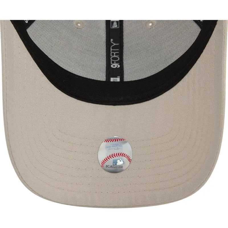 petten-gebogen-beige-verstelbaar-9forty-repreve-mini-van-new-york-yankees-mlb-van-new-era petten-gebogen-beige-verstelbaar-9forty-repreve-mini-van-new-york-yankees-mlb-van-new-era