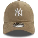petten-gebogen-beige-verstelbaar-9forty-cord-van-new-york-yankees-mlb-van-new-era